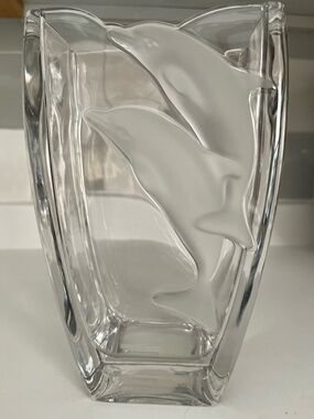 Nachtmann Crystal Dolphin Vase – Sculptural Frosted Design